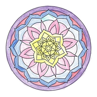 マンダラ塗り絵 15 を高齢者に実際に塗っていただいた作例